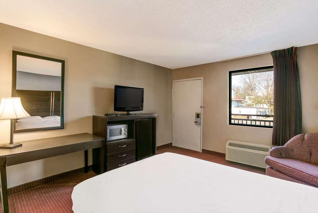 Rodeway Inn Rohrerstown Habitación foto