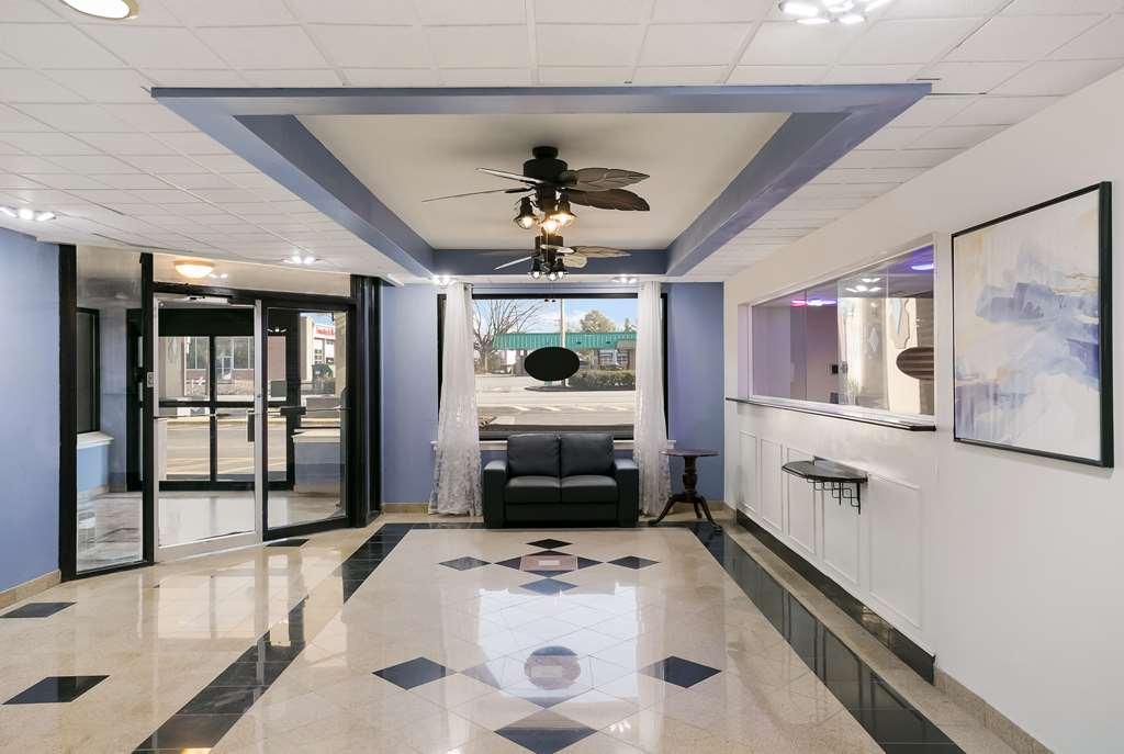 Rodeway Inn Rohrerstown Interior foto