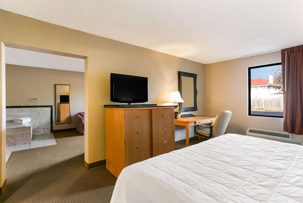 Rodeway Inn Rohrerstown Habitación foto