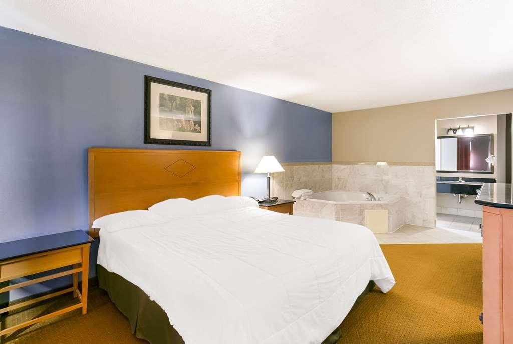 Rodeway Inn Rohrerstown Habitación foto